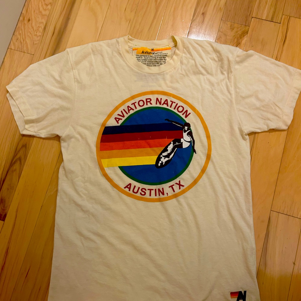 Like new super soft tee